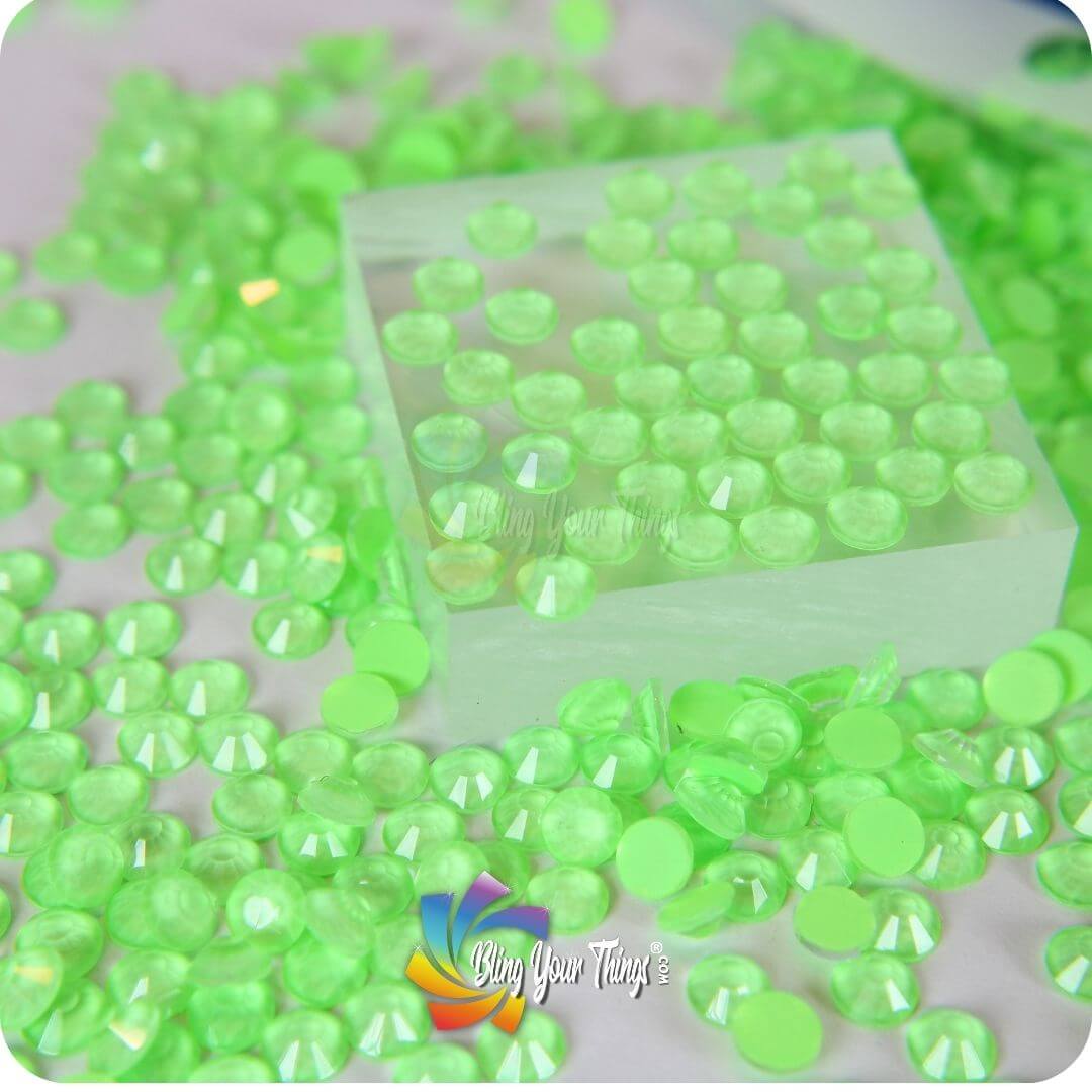 Lime Green Neon Flatback rhinestones SS16 for Bling tumbler